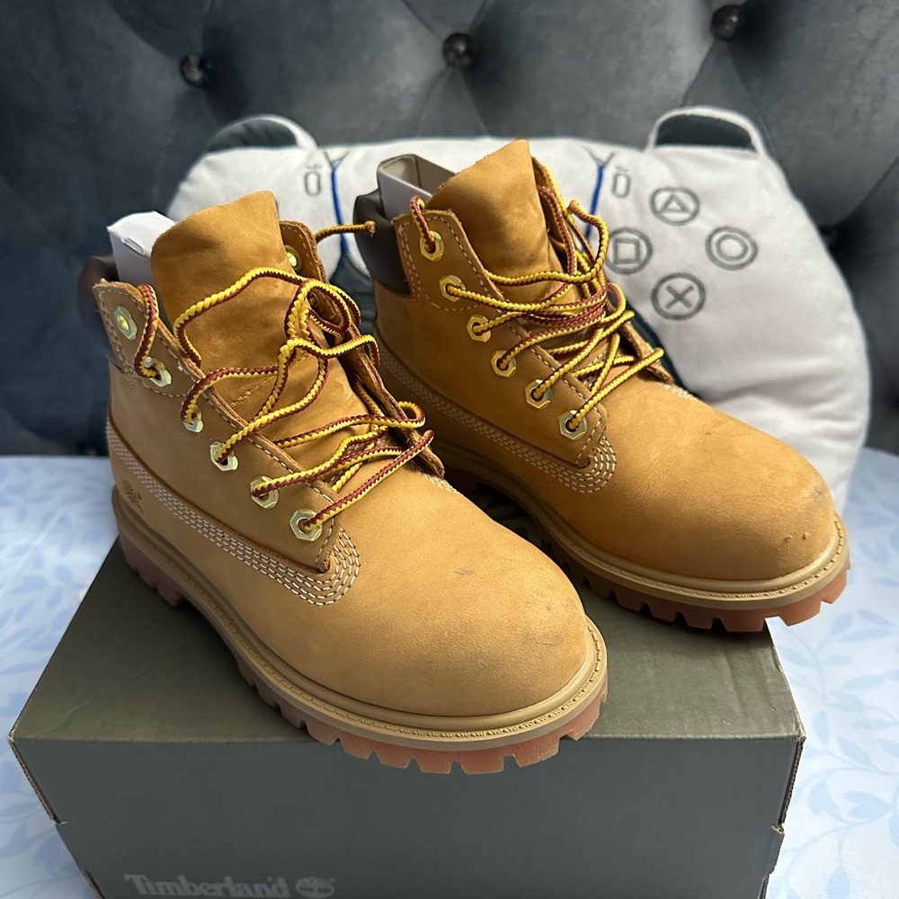 Toddler Boys Timberland Premium 6in waterproof boot wheat nubuck. 🥾